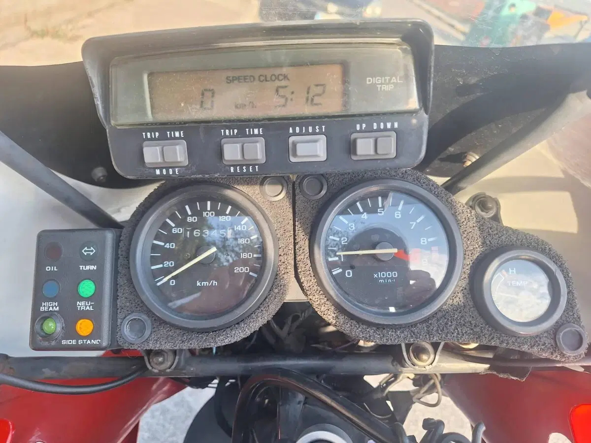 Honda Africa Twin XRV 750 (1993 - 95) (2)