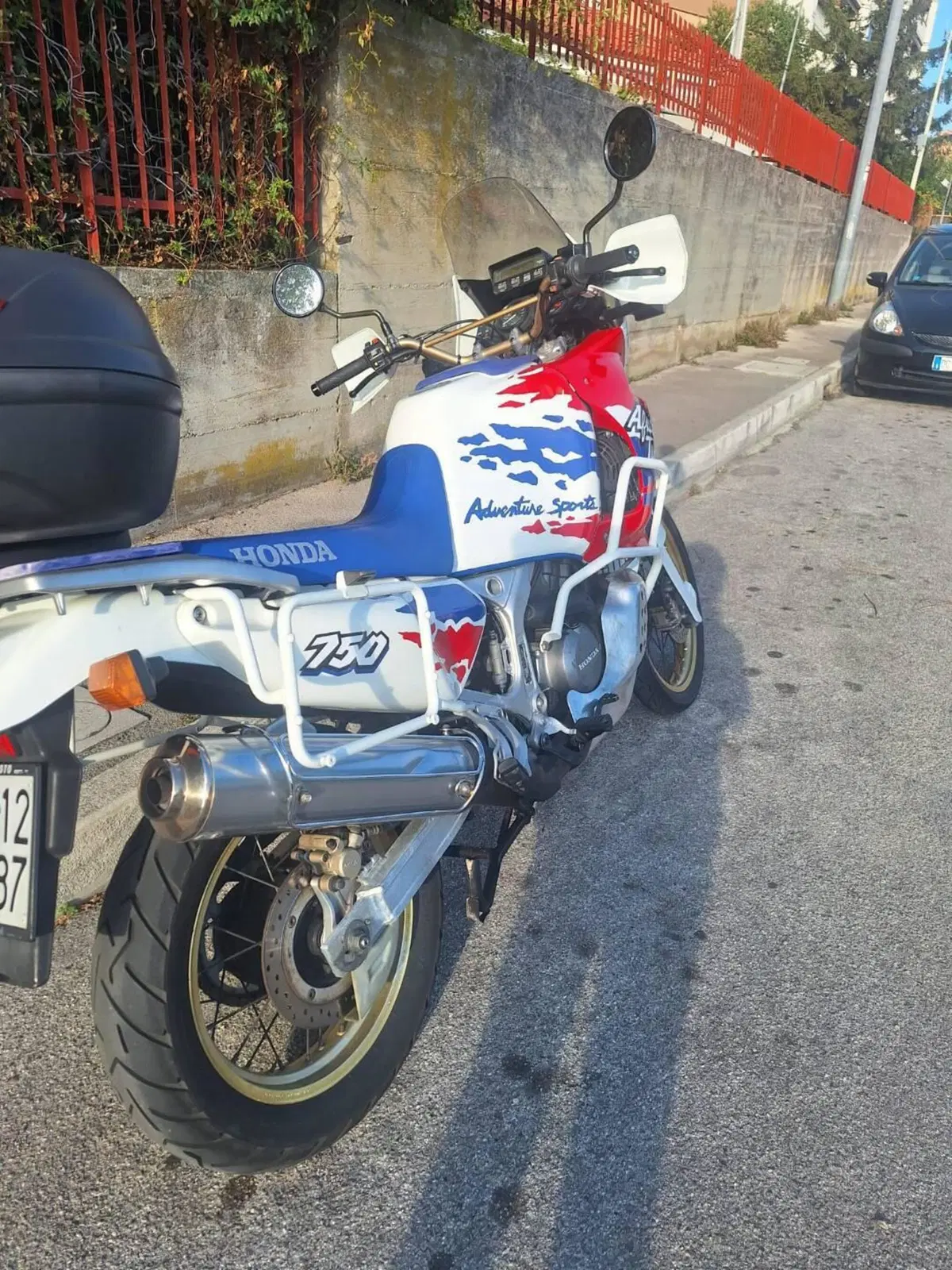 Honda Africa Twin XRV 750 (1993 - 95) (3)