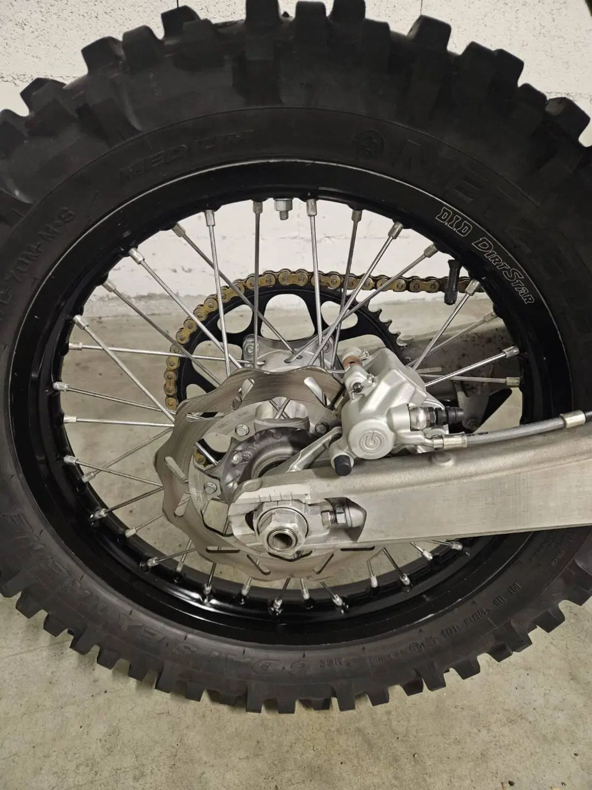 Husqvarna FE 250 (2025) (7)