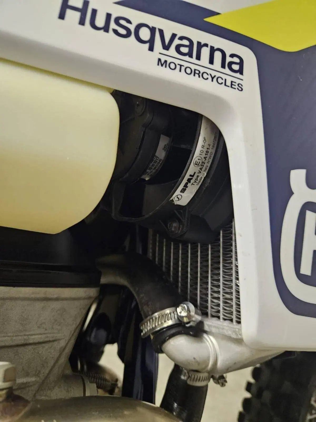 Husqvarna FE 250 (2025) (14)