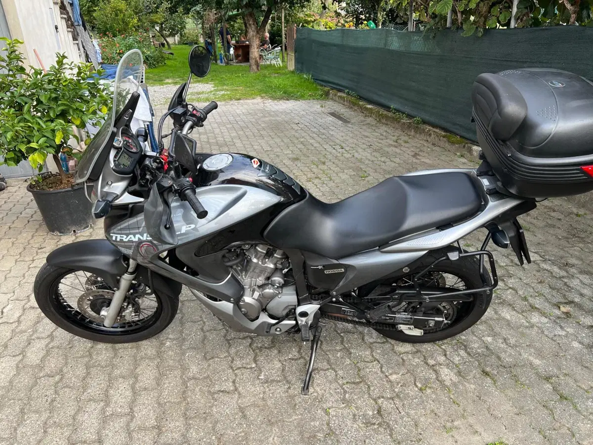 Honda Transalp XL 700 V (2007 - 13) (4)