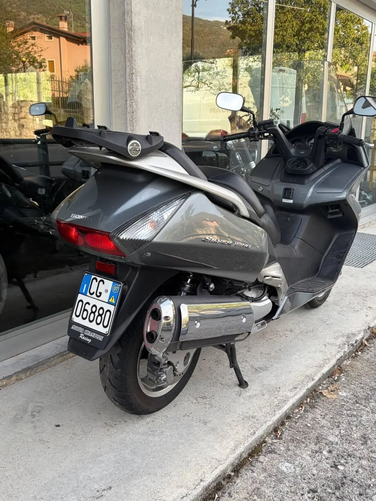 Honda Silver Wing 600 (2005 - 09) (3)
