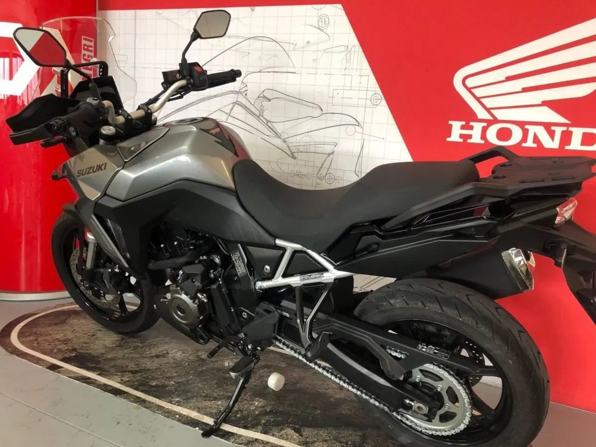 Suzuki V-Strom 800SE (2025 - 26) (2)