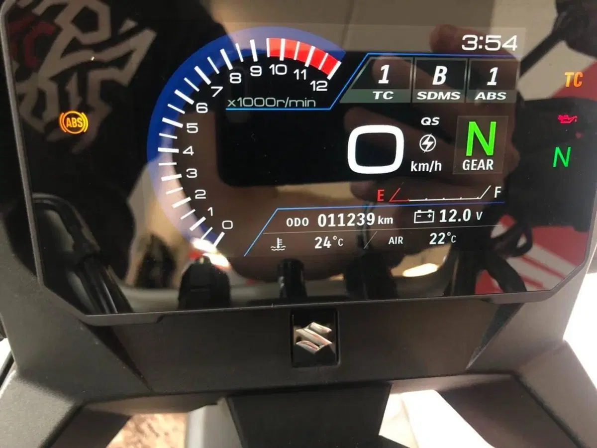 Suzuki V-Strom 800SE (2025 - 26) (3)
