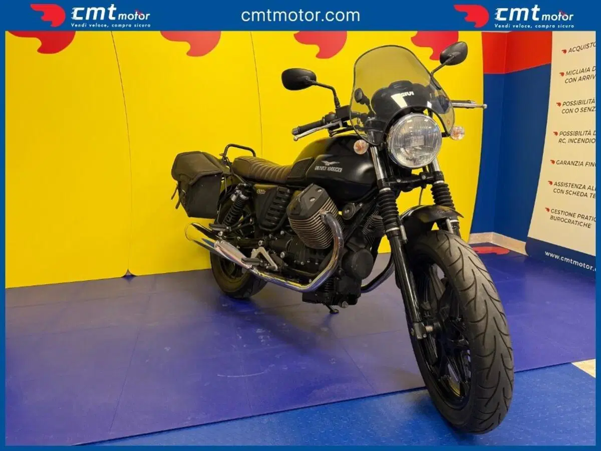 Moto Guzzi V7 II Stone (2015 - 17) (3)