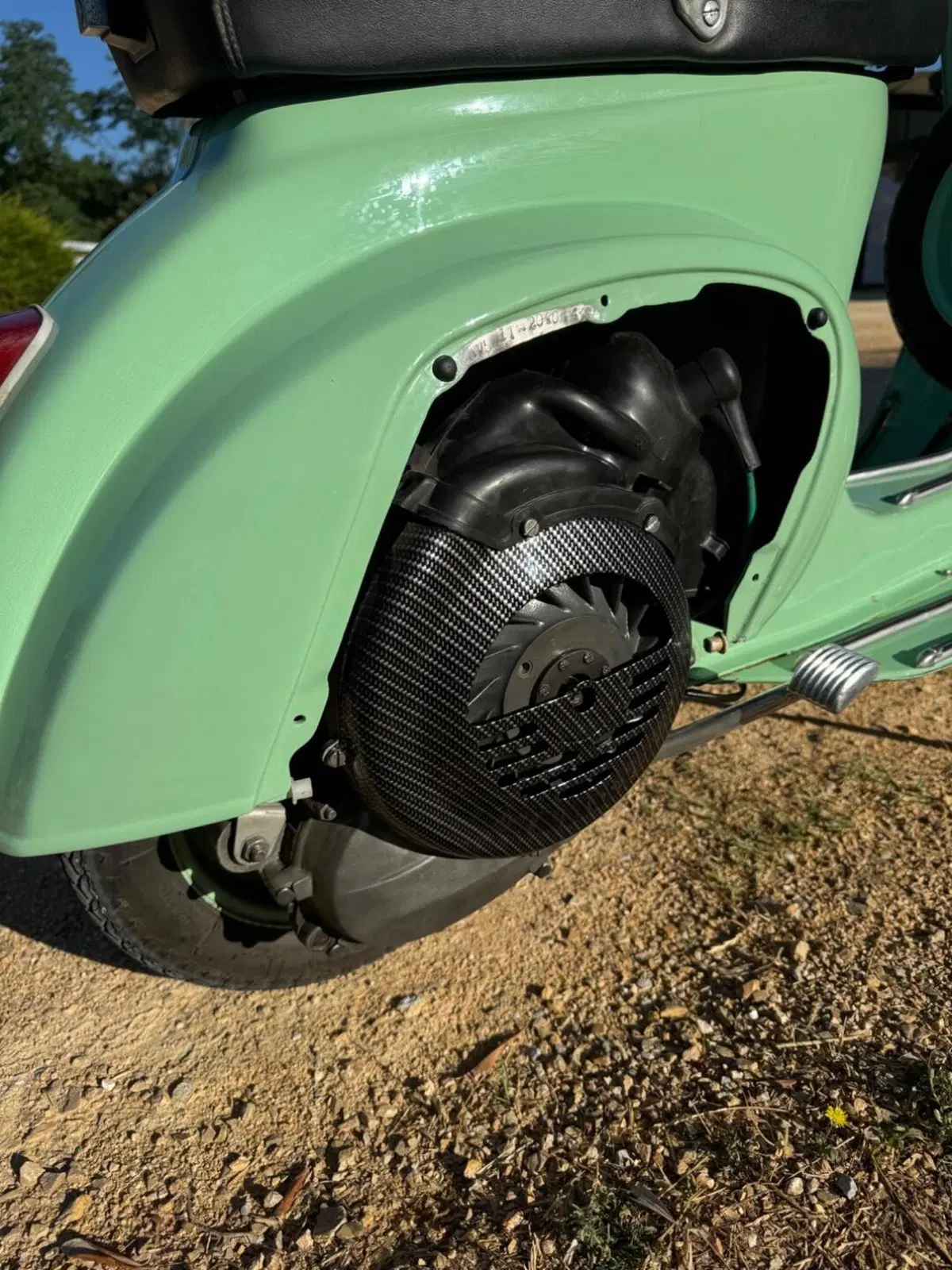 Piaggio vespa 50R  (6)