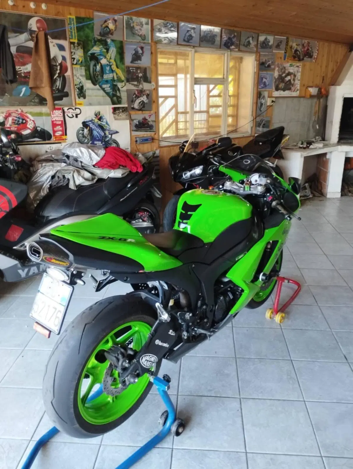 Kawasaki Ninja 600 ZX-6R (2007 - 08) (4)
