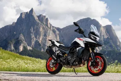 Mercato moto e scooter, settembre 2026: le moto tornano a crescere, la BMW R 1300 GS torna in vetta ma la più venduta del mese è TRK 902