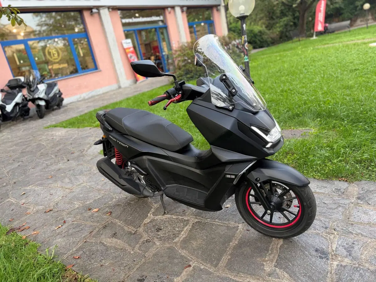 Kymco Skytown 125i (2024 - 26) (2)