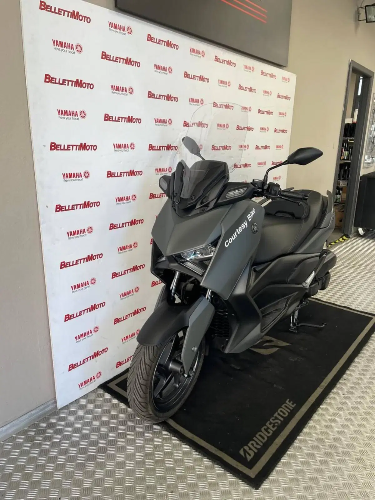 Yamaha X-Max 125 (2025 - 26) (3)