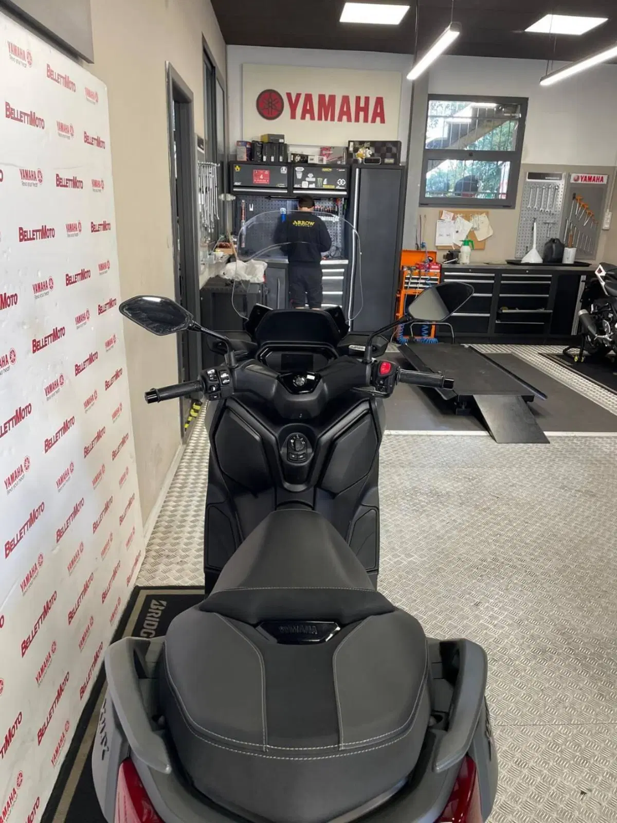 Yamaha X-Max 125 (2025 - 26) (5)