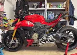 Ducati Streetfighter V4 S (2025 - 26) usata