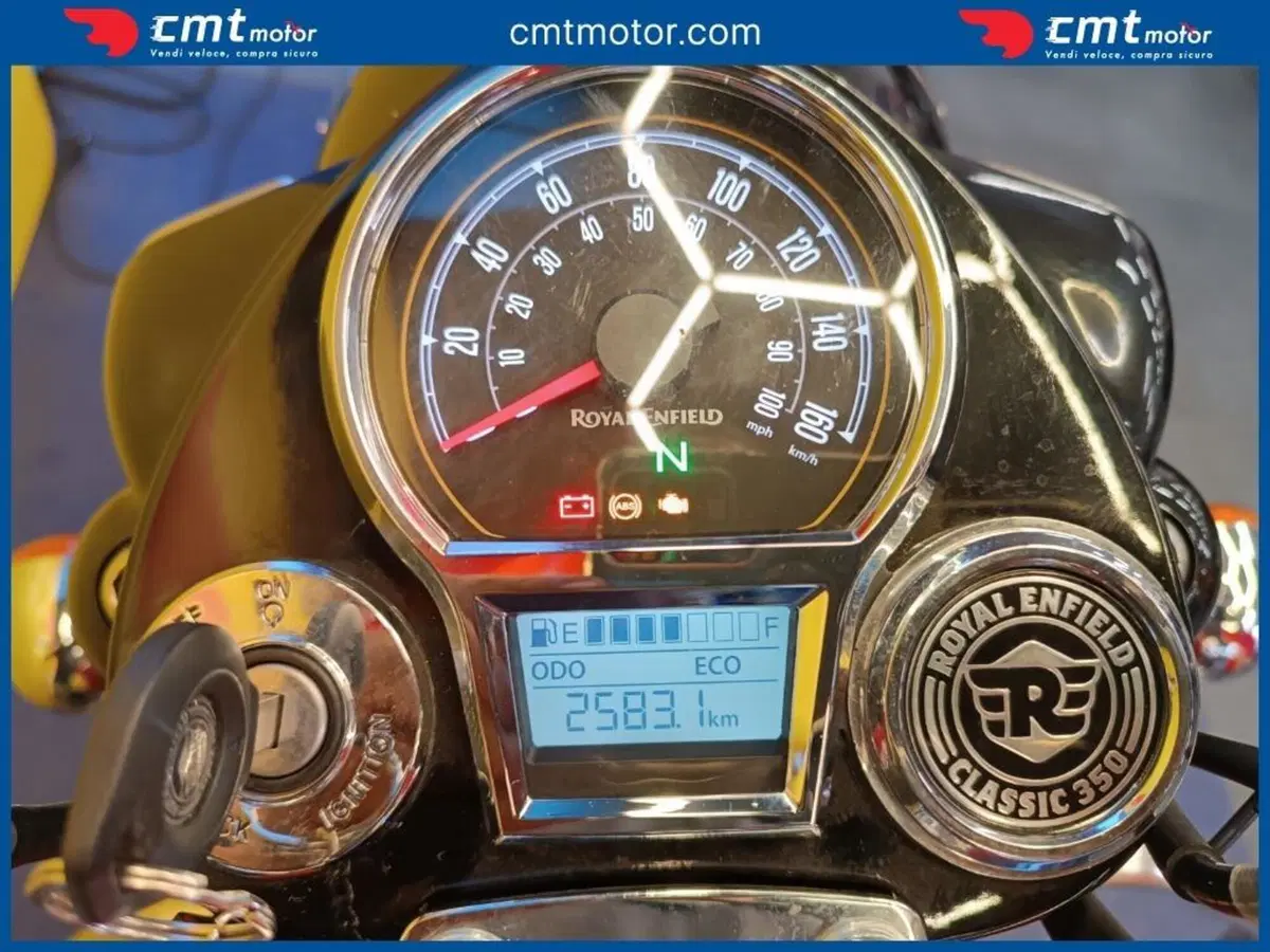 Royal Enfield Classic 350 (2021 - 26) (5)