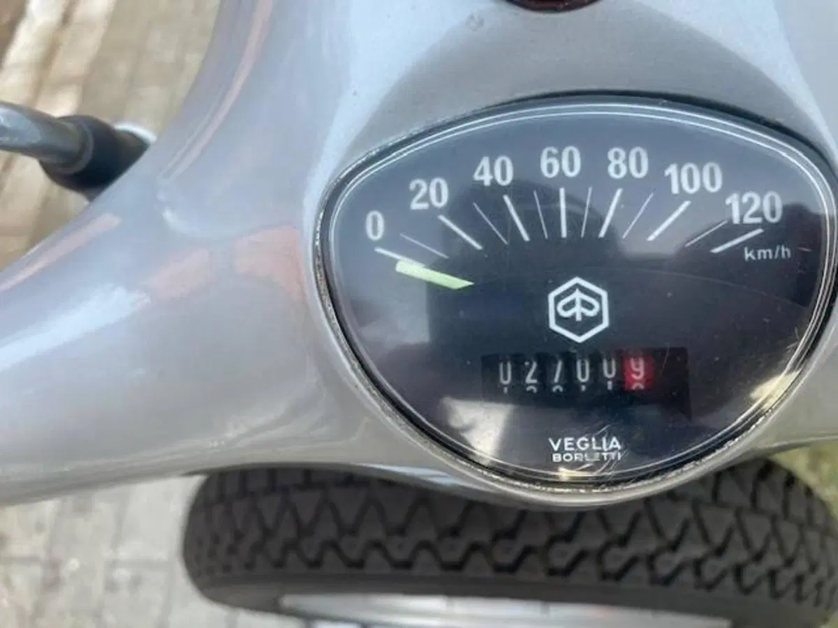 Piaggio Vespa 125 Privamera ET3 (5)