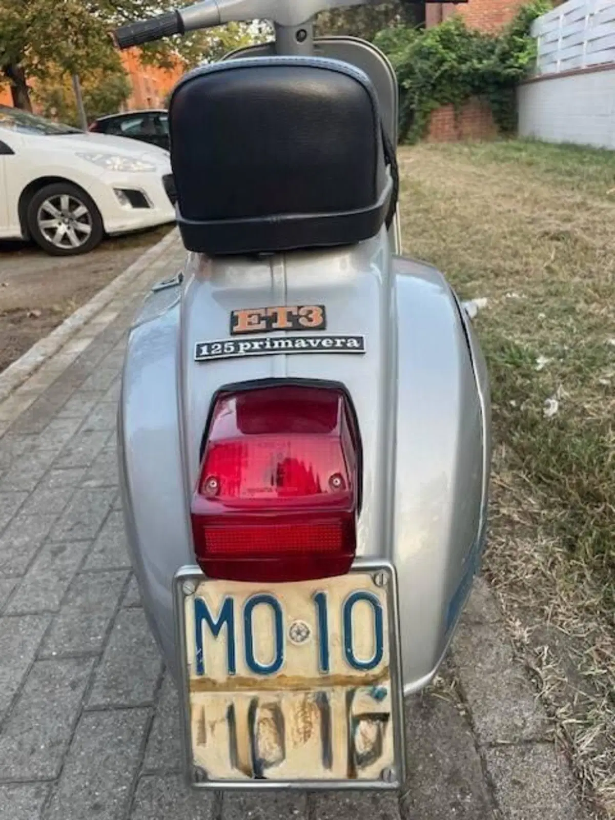 Piaggio Vespa 125 Privamera ET3 (7)