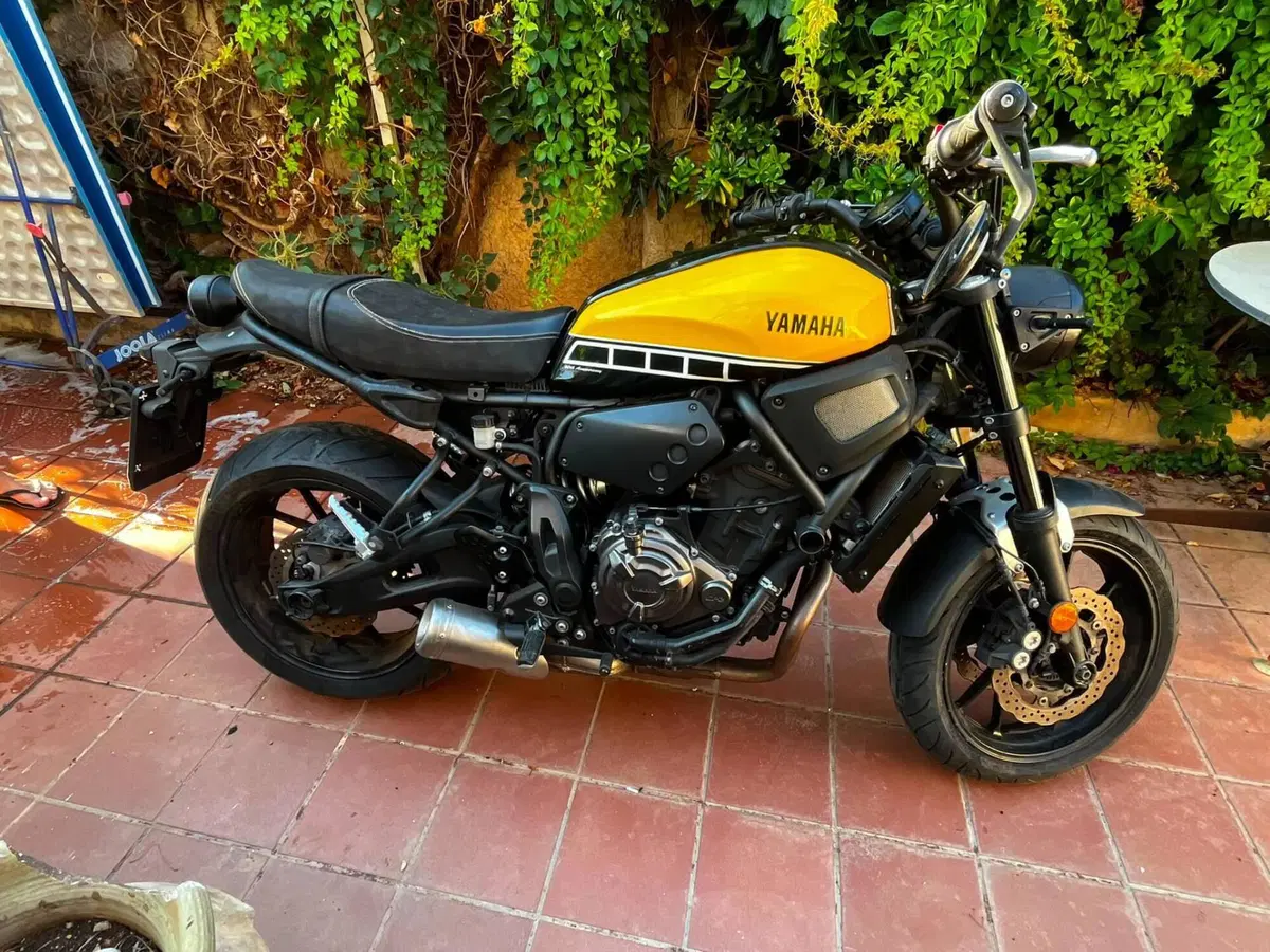 Yamaha XSR 700 ABS (2016 - 20) (4)