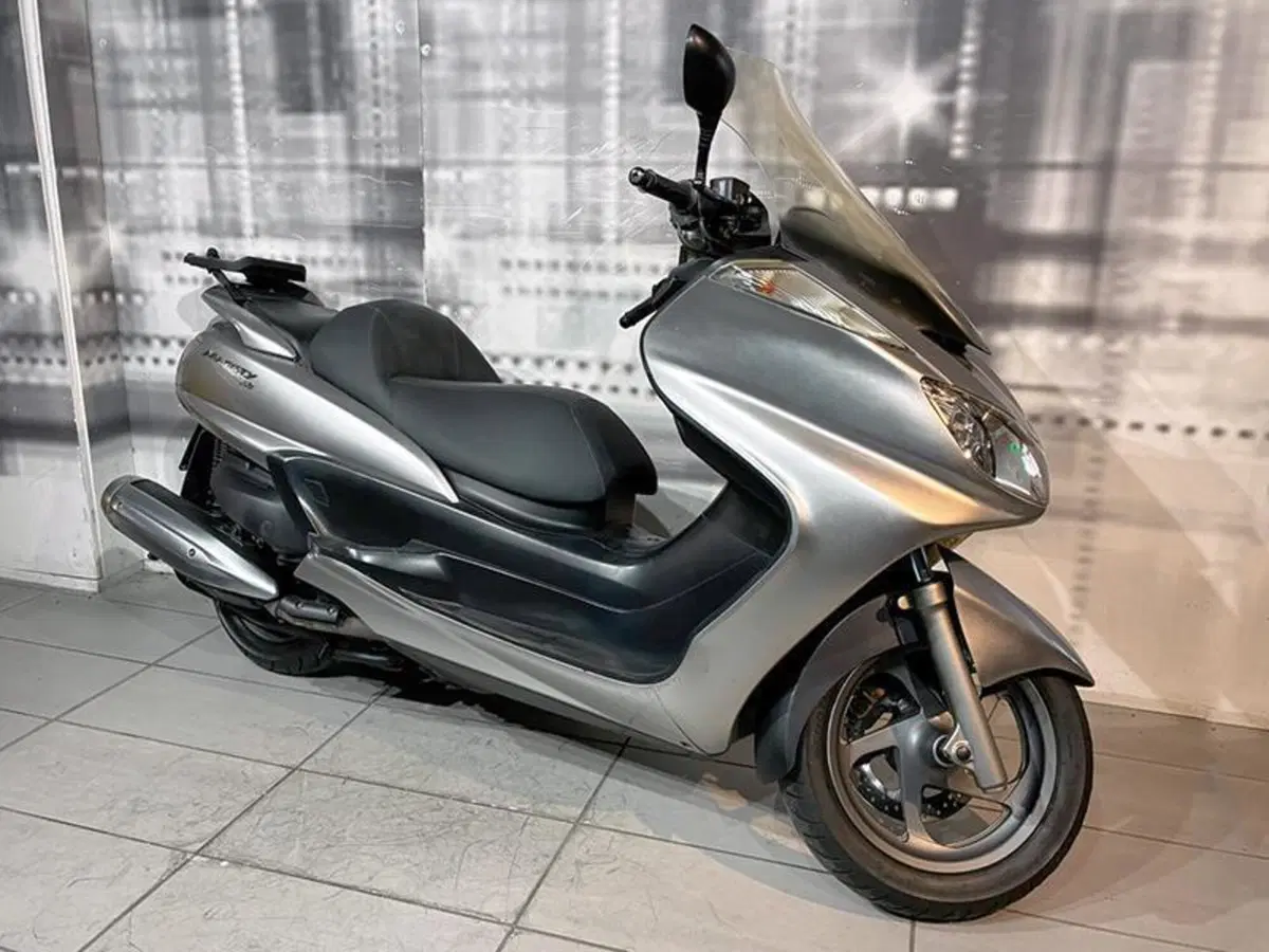 Yamaha Majesty 400 (2004 - 08)
