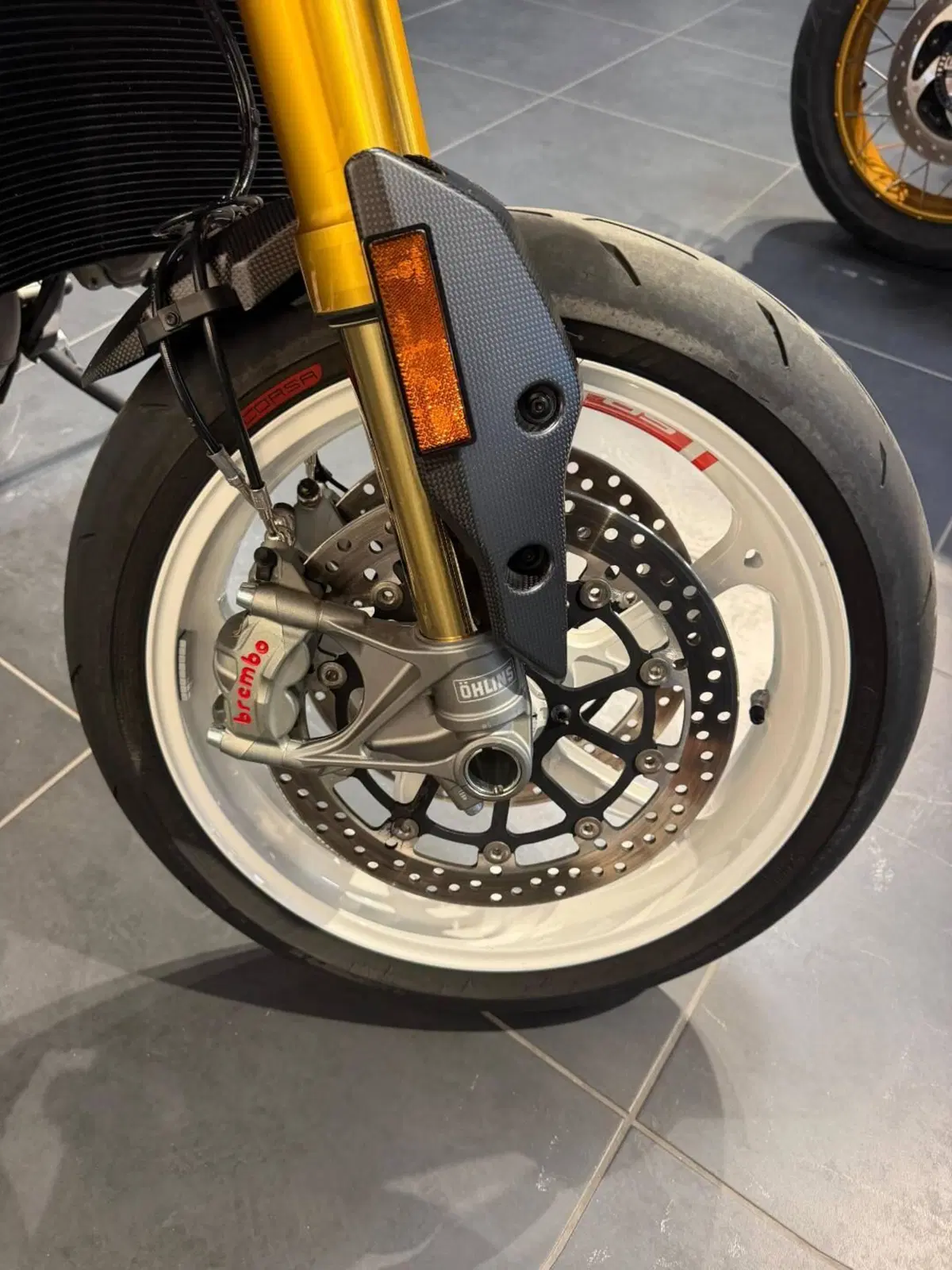 Ducati Hypermotard V2 SP (2026) (7)