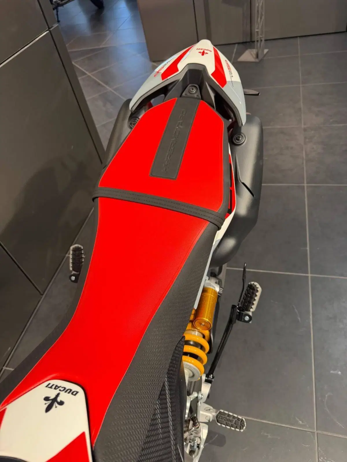 Ducati Hypermotard V2 SP (2026) (9)