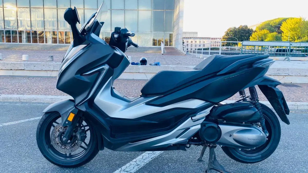 Honda Forza 300 ABS (2018 - 20) (2)