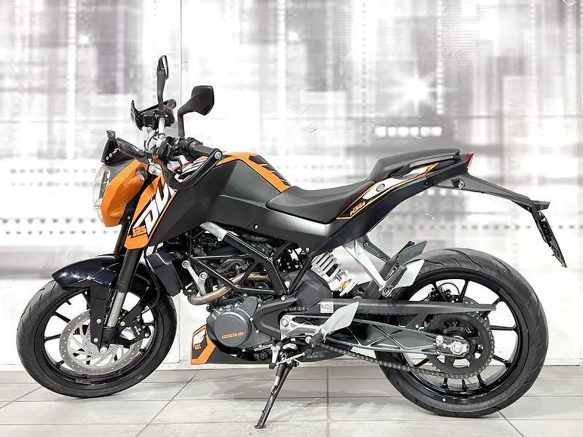 KTM 125 Duke ABS (2013 - 16) (2)