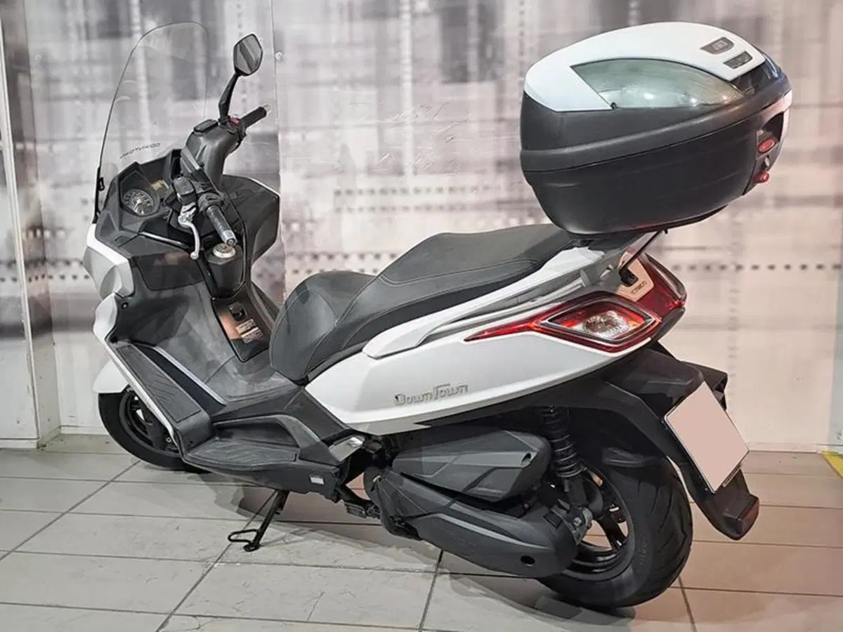 Kymco Downtown 350i ABS (2015 - 17) (2)