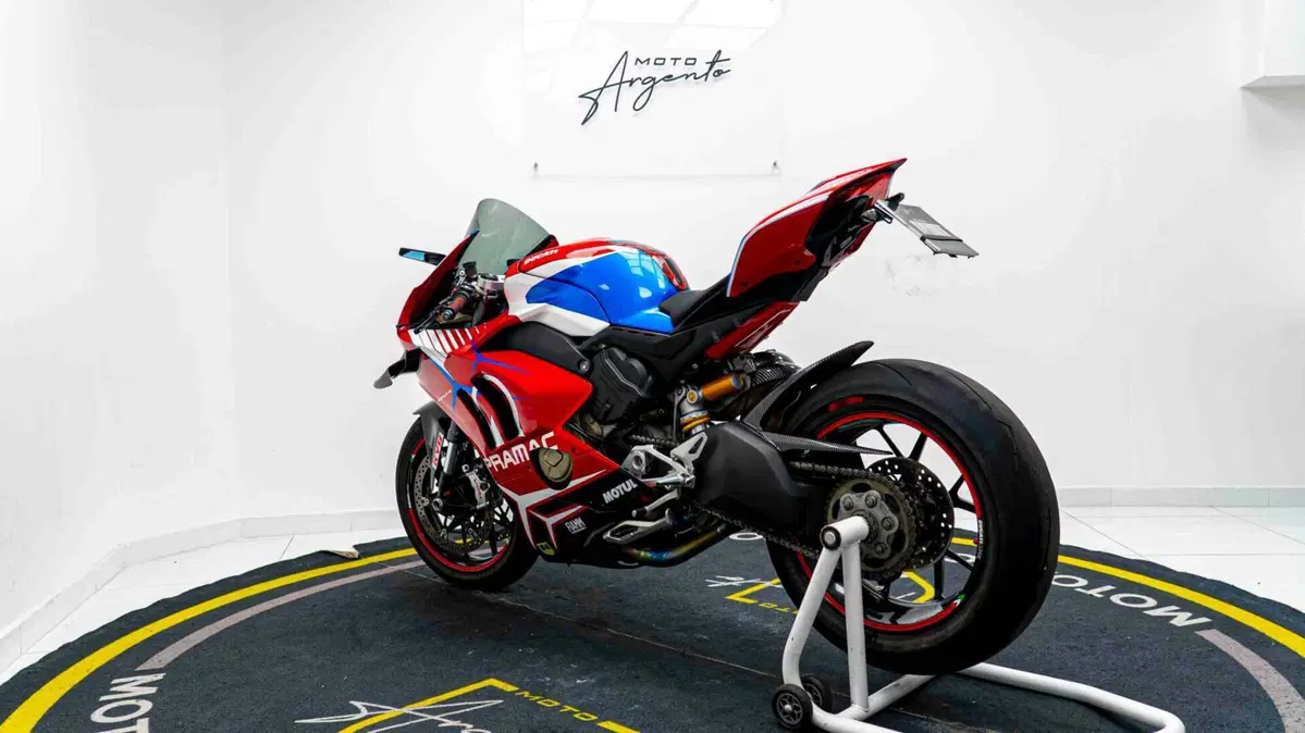 Ducati Panigale V4 1100 (2020) (5)