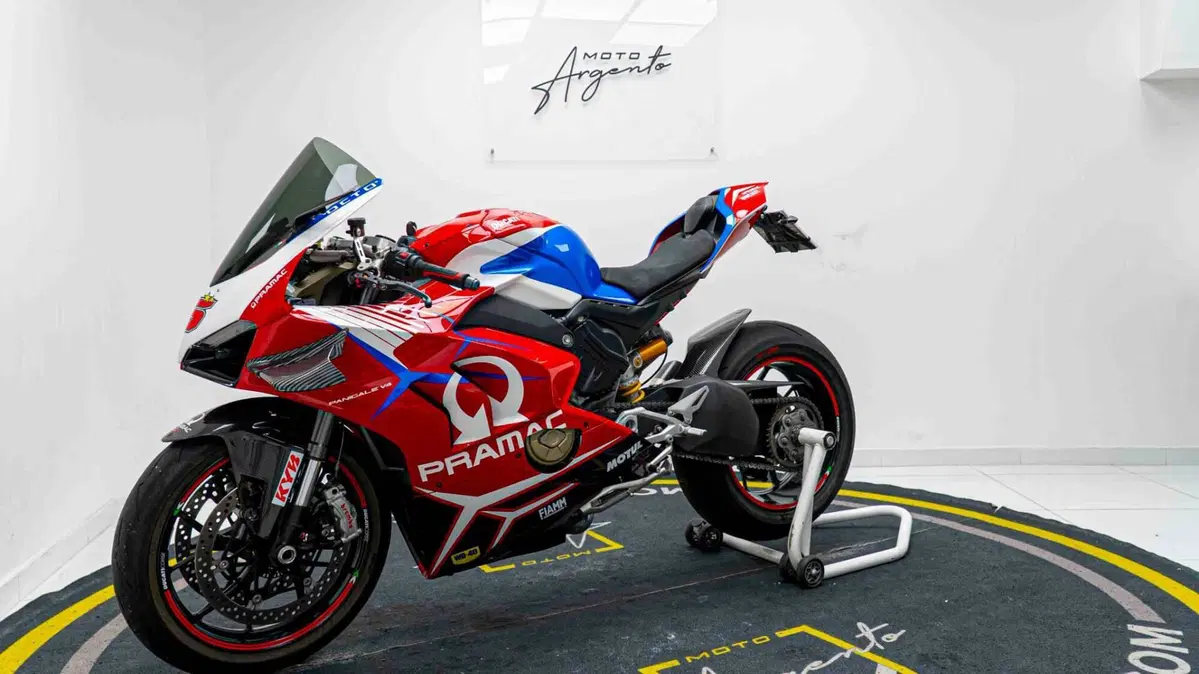 Ducati Panigale V4 1100 (2020) (7)