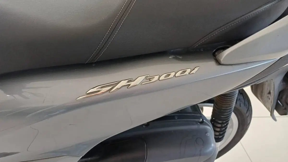 Honda SH 300 i (2011 - 14) (5)