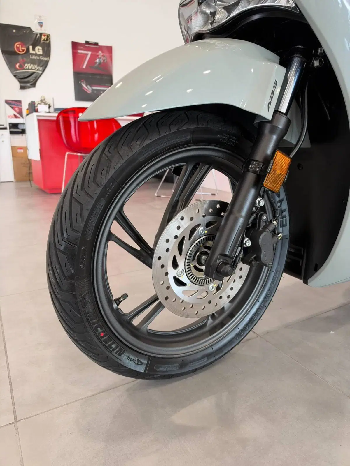Honda SH 150i (2024 - 25) (11)