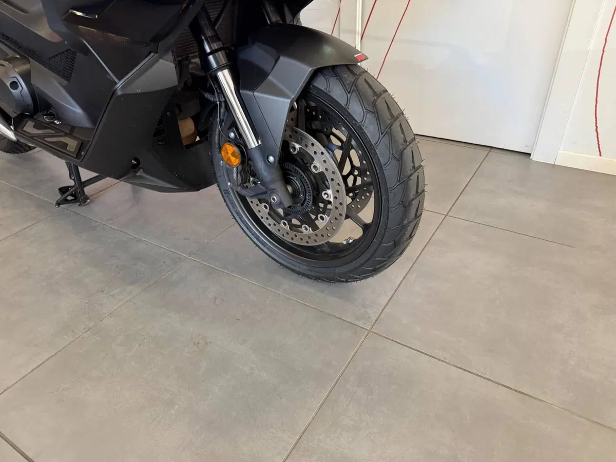 Honda Forza 750 (2025 - 26) (9)