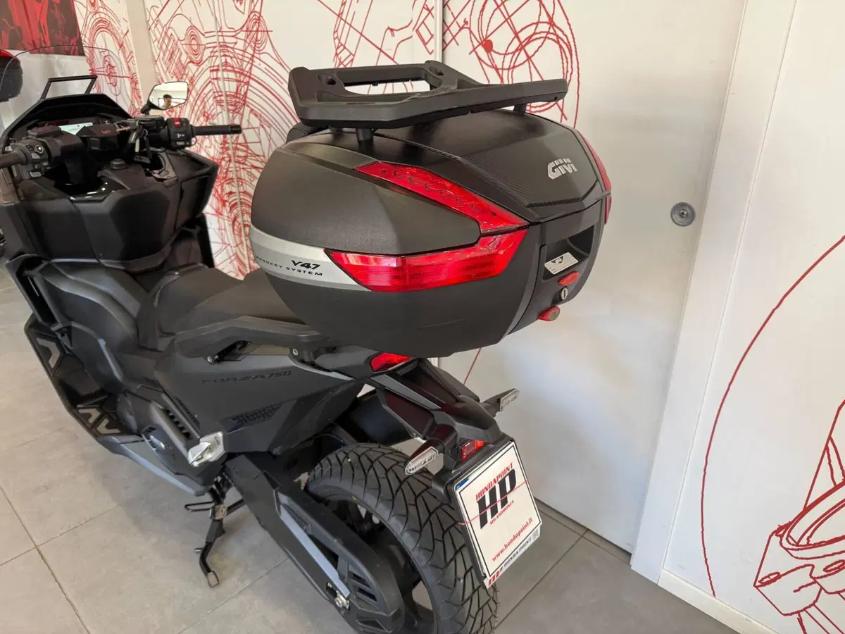 Honda Forza 750 (2025 - 26) (16)