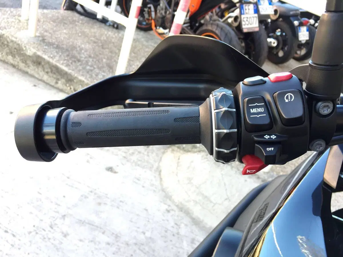 Bmw F 750 GS (2021 - 24) (12)