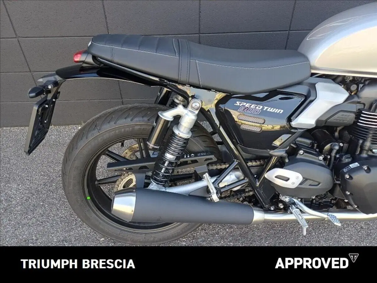 Triumph Speed Twin 900 (2025 - 26) (4)