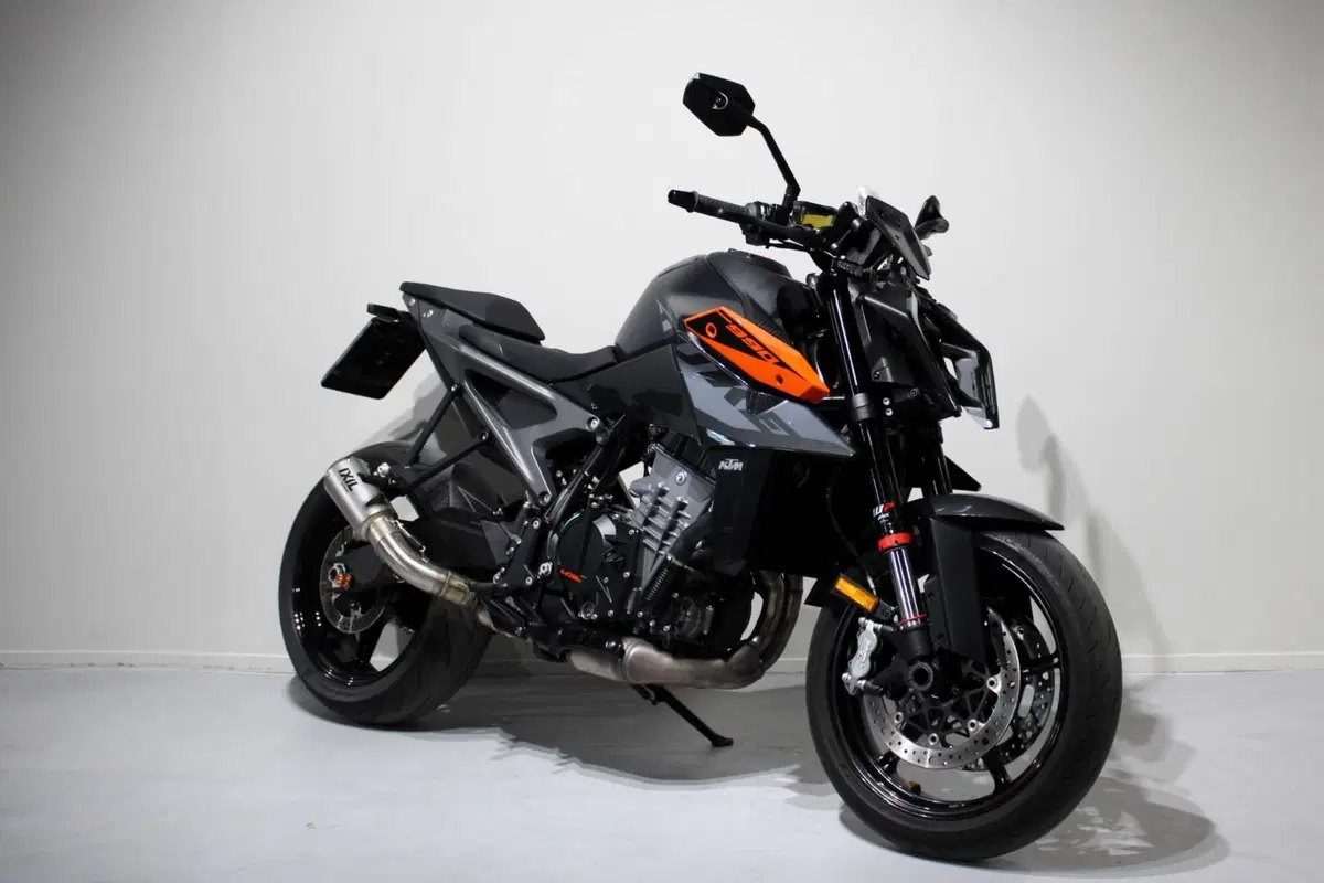 KTM 990 Duke (2024 - 26) (2)