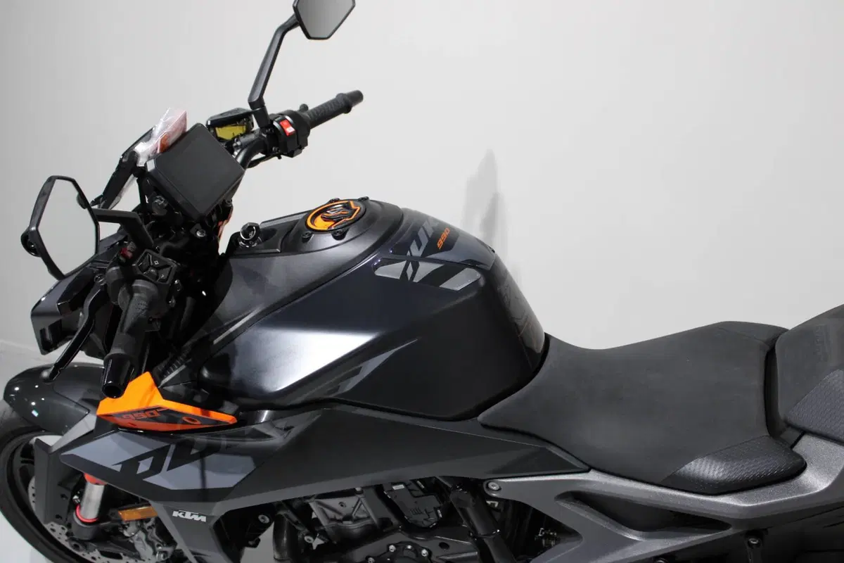 KTM 990 Duke (2024 - 26) (5)