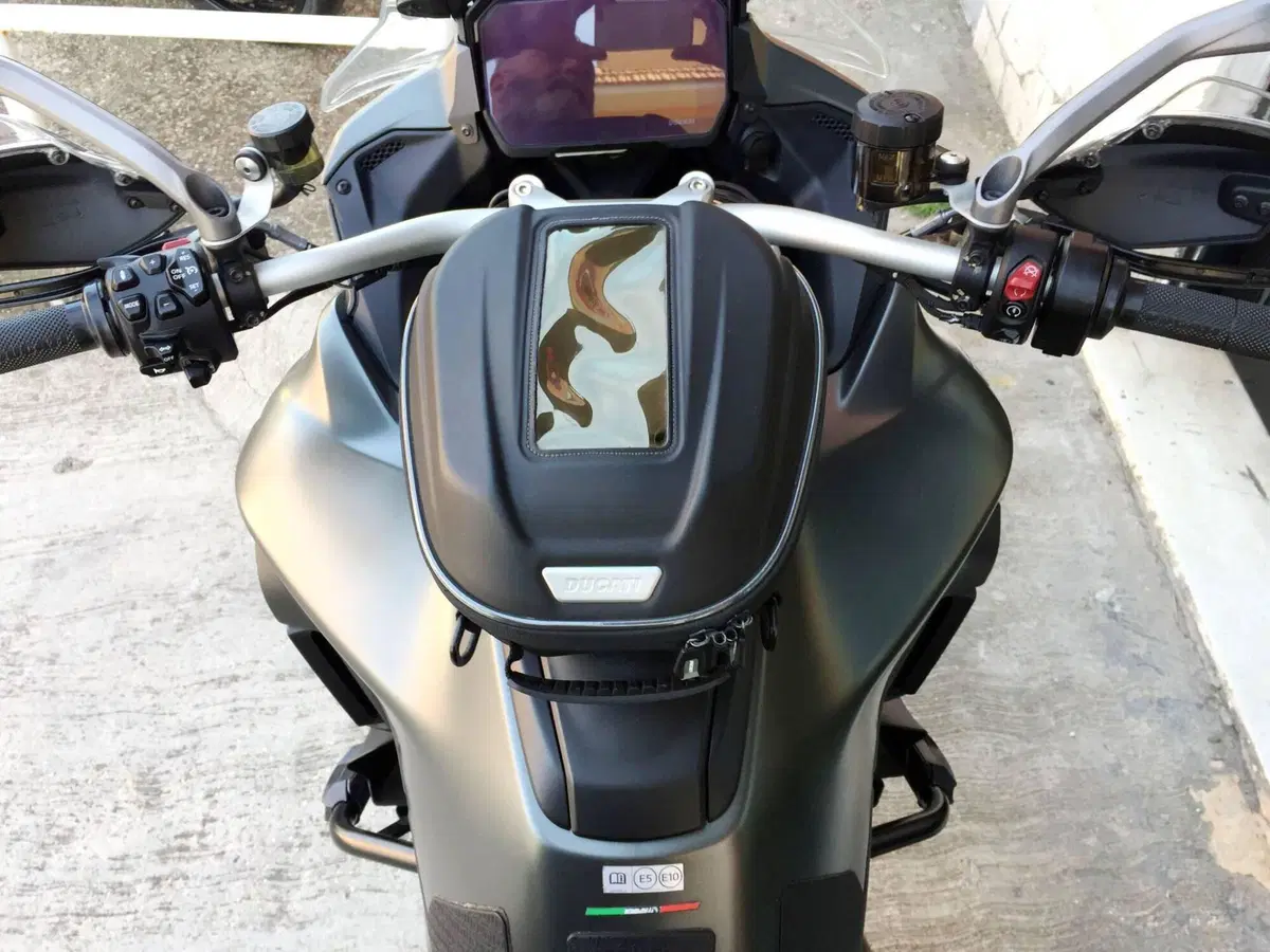 Ducati Multistrada V4 S (2021 - 24) (10)