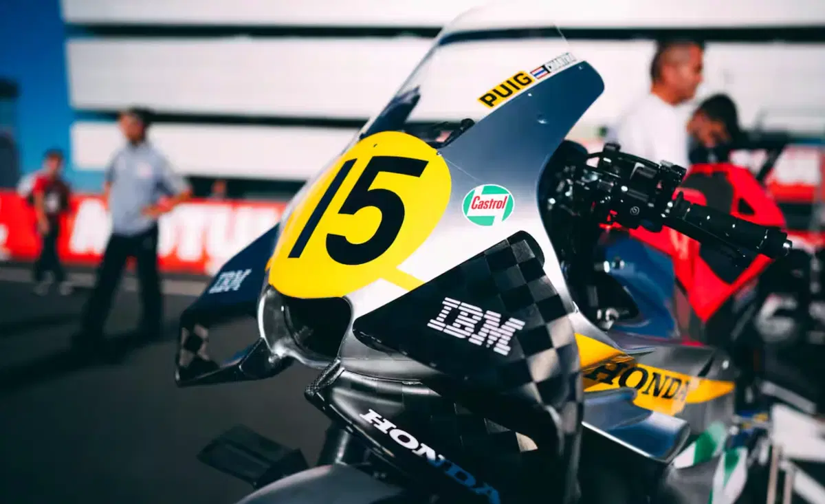 MotoGP 2026, la Honda RC181 500 di Mike Hailwood del 1966 rivive a Motegi  (5)