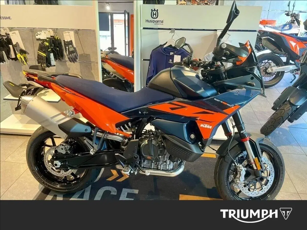 KTM 890 SMT (2026)