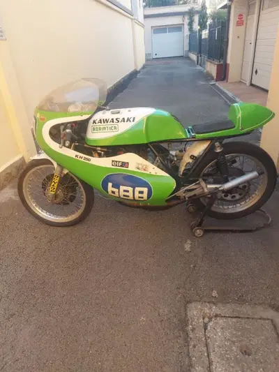 Kawasaki 250cc  d'epoca