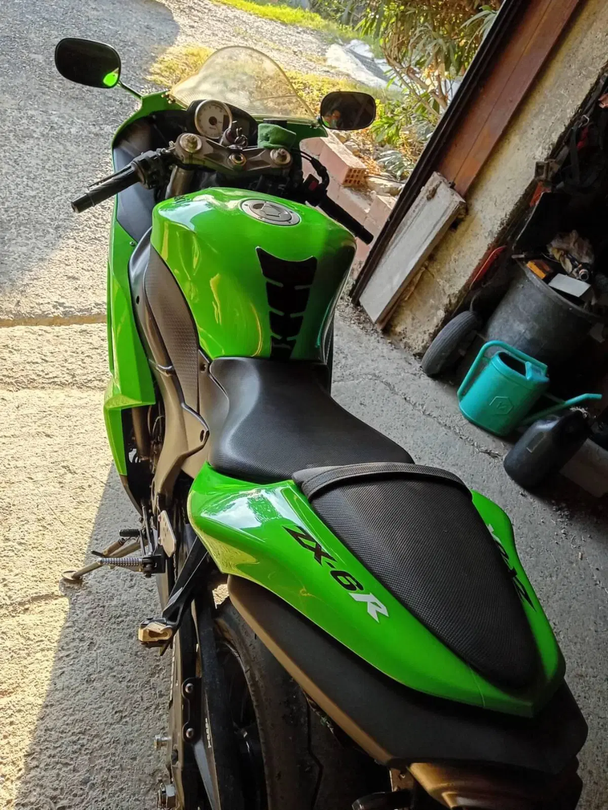 Kawasaki Ninja 600 ZX-6R (2007 - 08) (2)