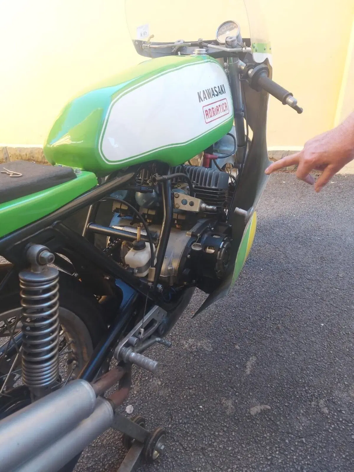 Kawasaki 350cc (5)