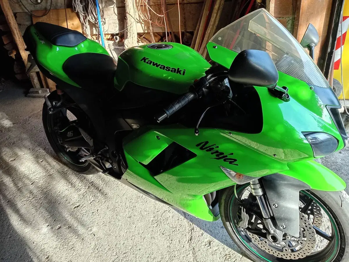 Kawasaki Ninja 600 ZX-6R (2007 - 08) (4)