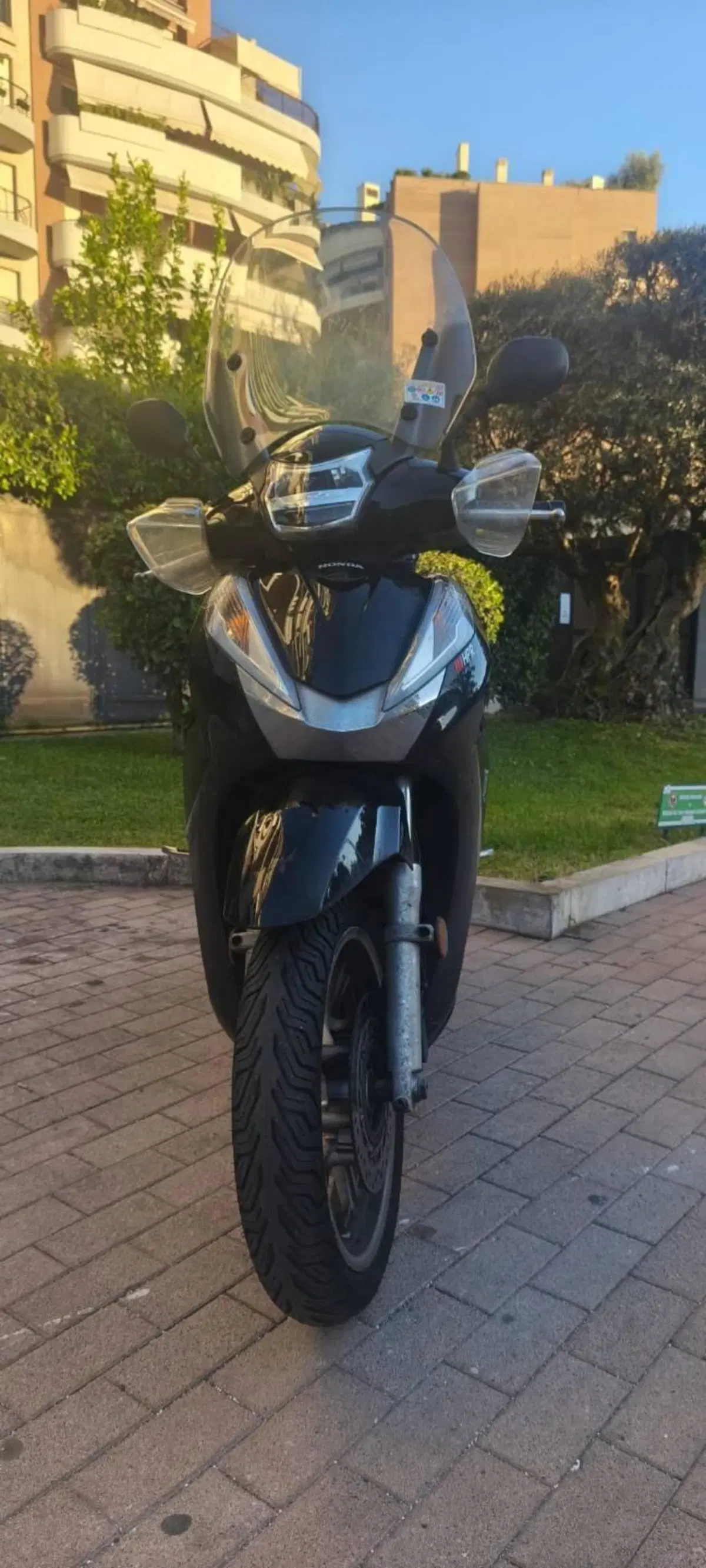Honda SH 300 i Sport ABS (2018 - 20) (5)