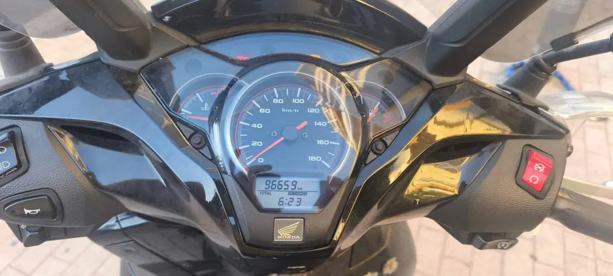 Honda SH 300 i Sport ABS (2018 - 20) (9)