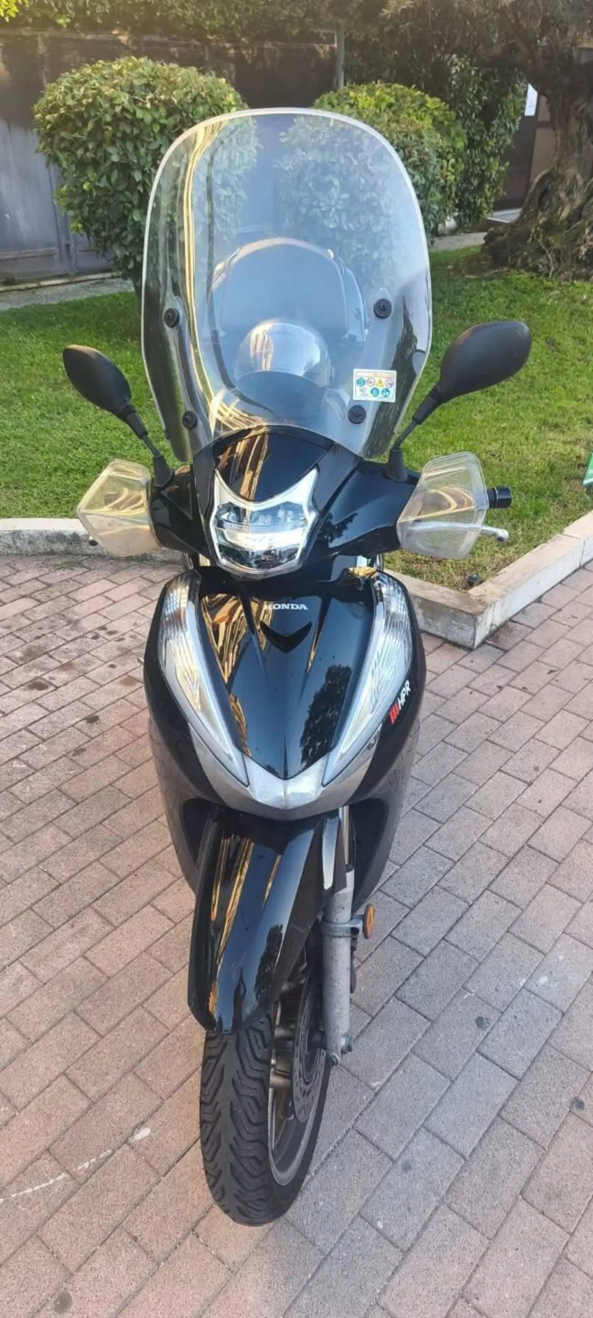 Honda SH 300 i Sport ABS (2018 - 20) (10)