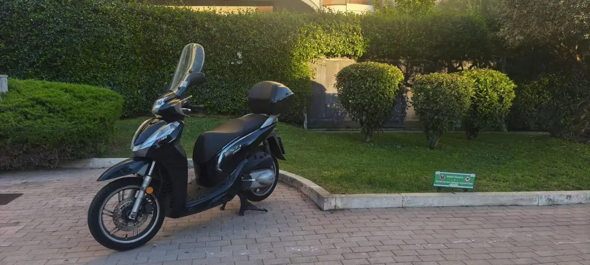 Honda SH 300 i Sport ABS (2018 - 20) (11)