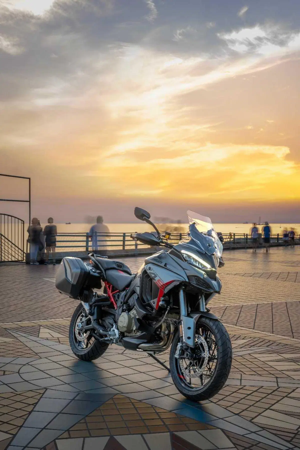 Multistrada Grand Tour: cosa c'è di serie e perché fa gola? (5)