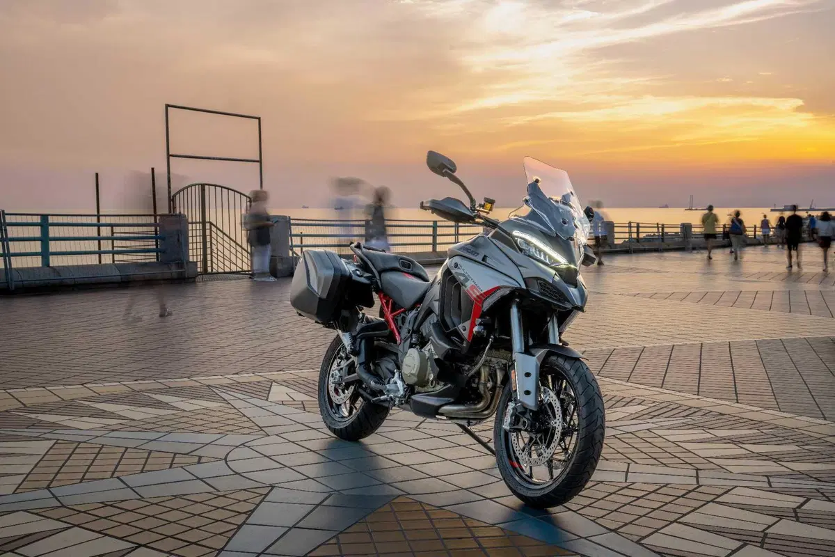 Multistrada Grand Tour: cosa c'è di serie e perché fa gola? (6)