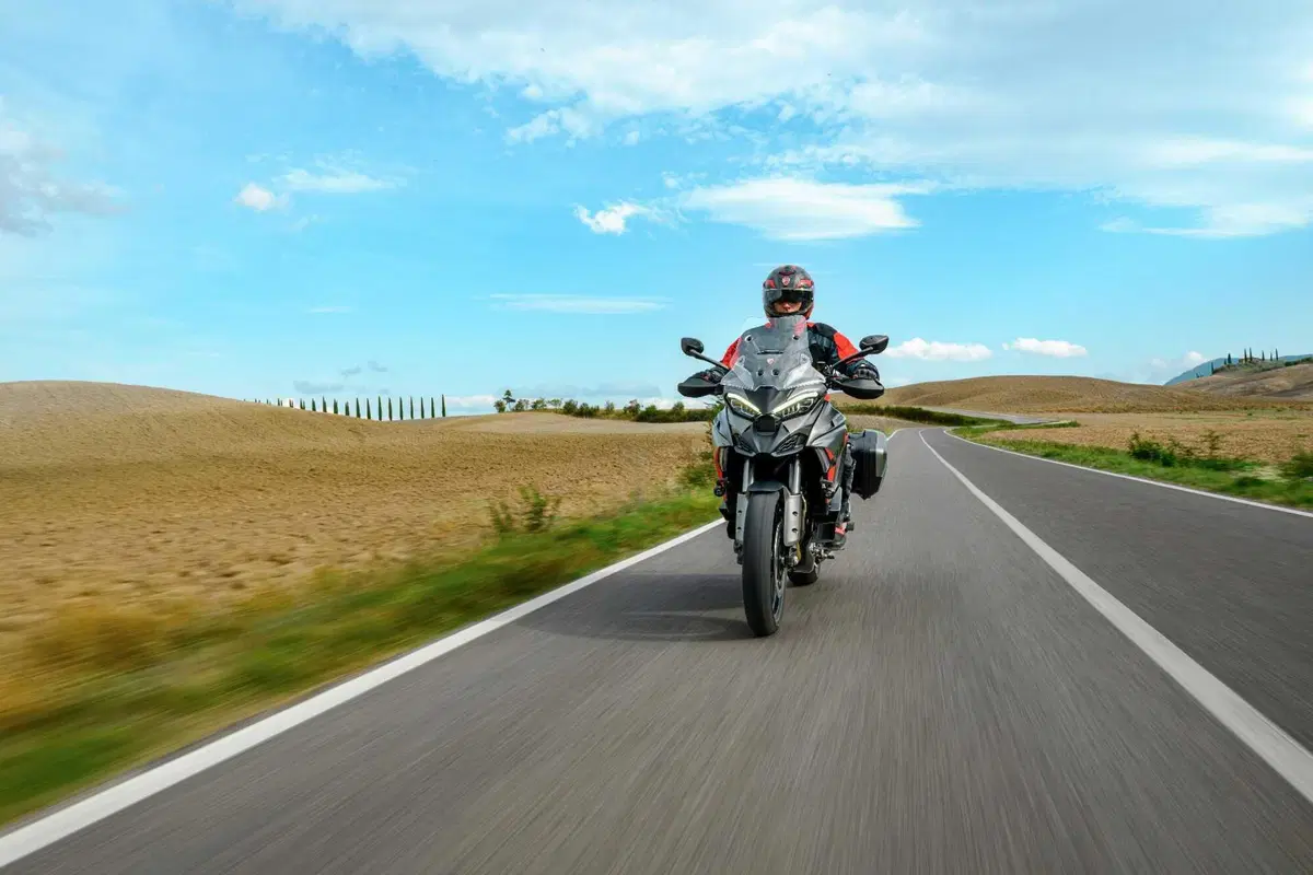 Multistrada Grand Tour: cosa c'è di serie e perché fa gola? (11)
